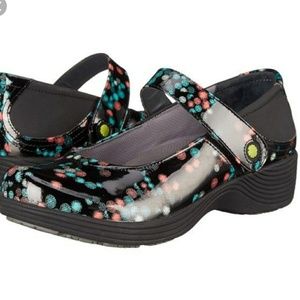 Work Wonders Dansko scatter dot mary Jane 39 9